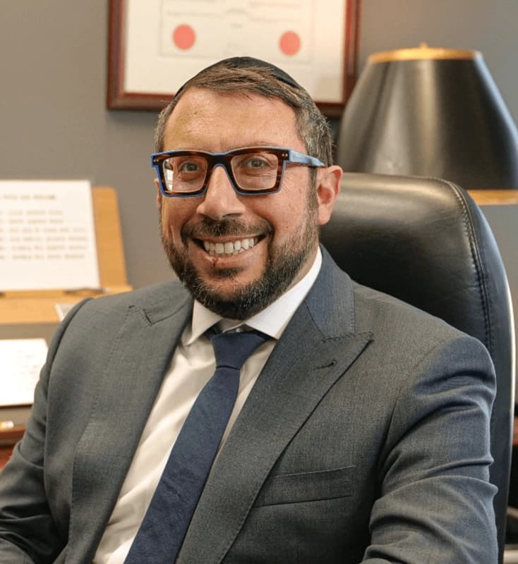 Avi Vaturi